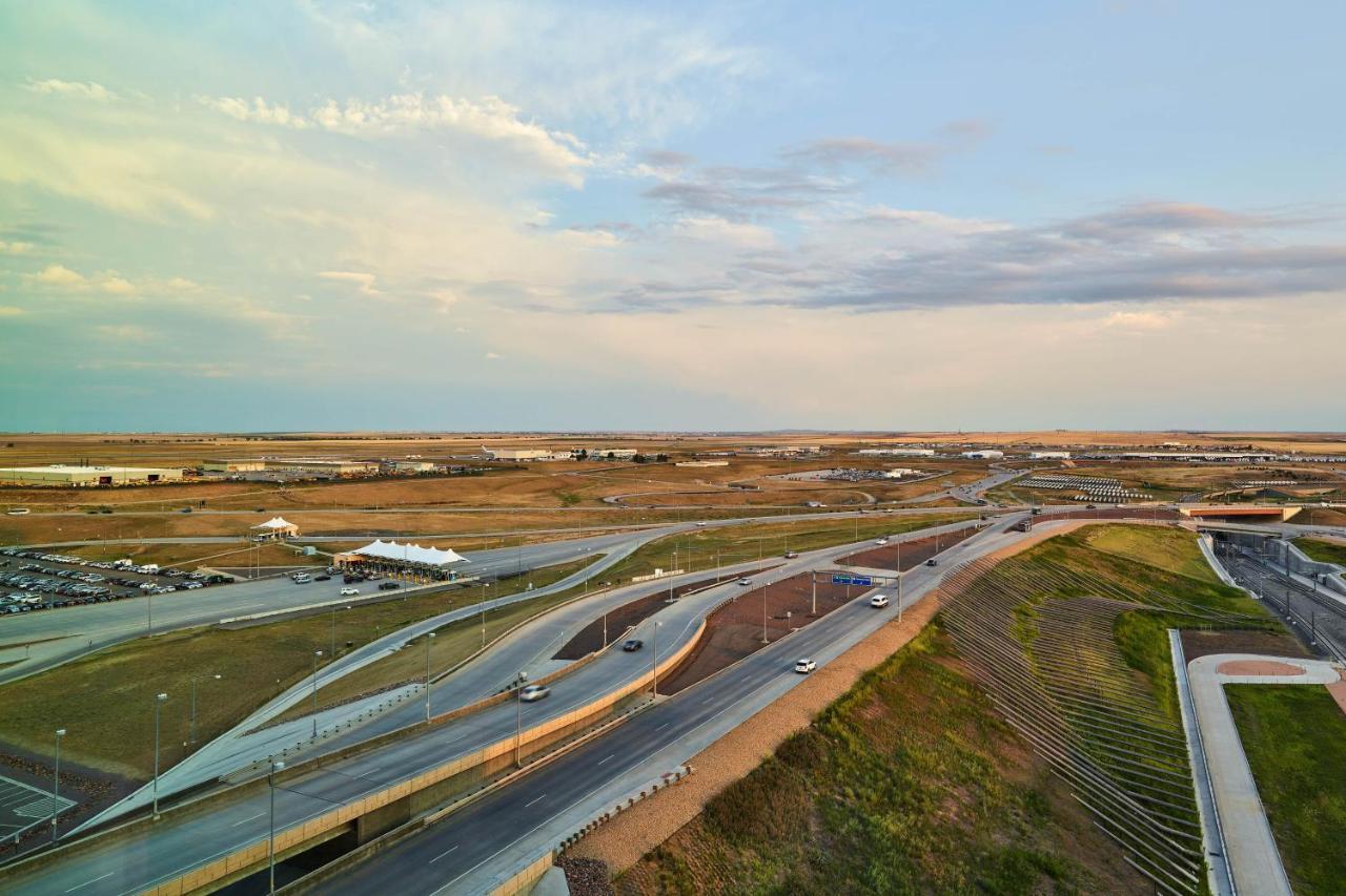 The Westin Denver International Airport Dış mekan fotoğraf